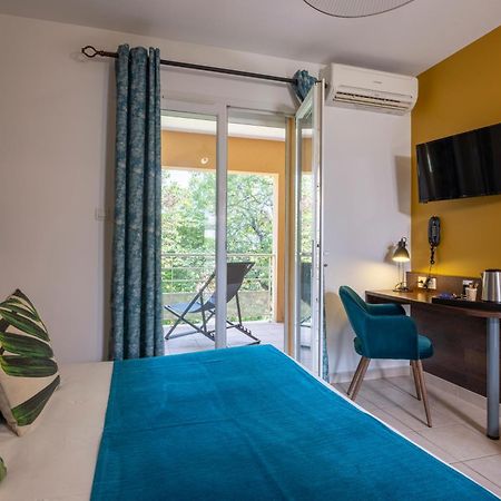 The Originals City, Hotel Cote Sud, Marseille Est อัลโลช ภายนอก รูปภาพ