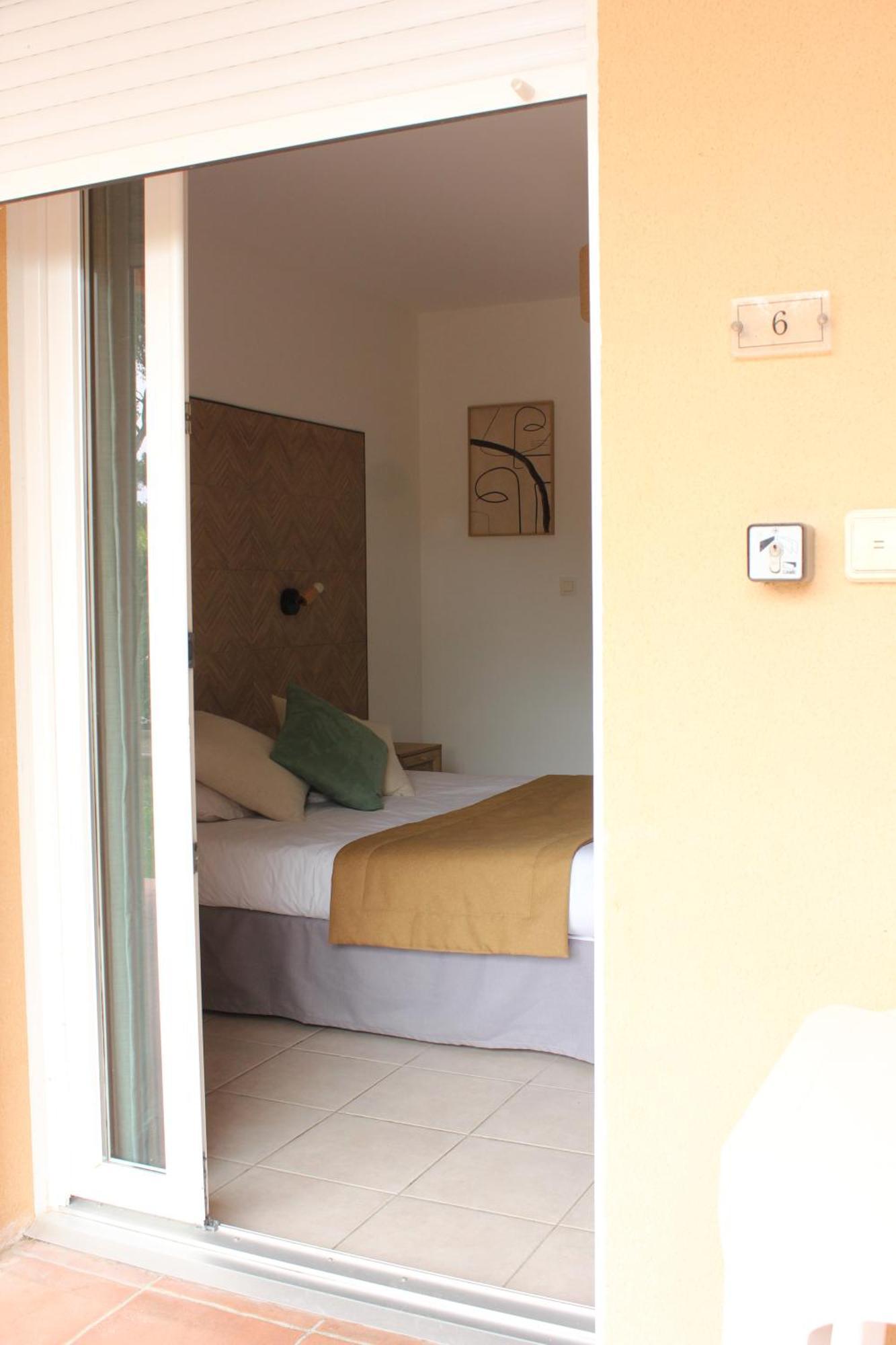 The Originals City, Hotel Cote Sud, Marseille Est อัลโลช ภายนอก รูปภาพ